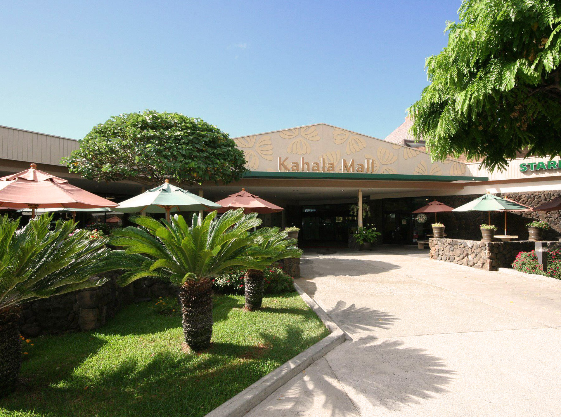 Read more about the article Kahala Mall