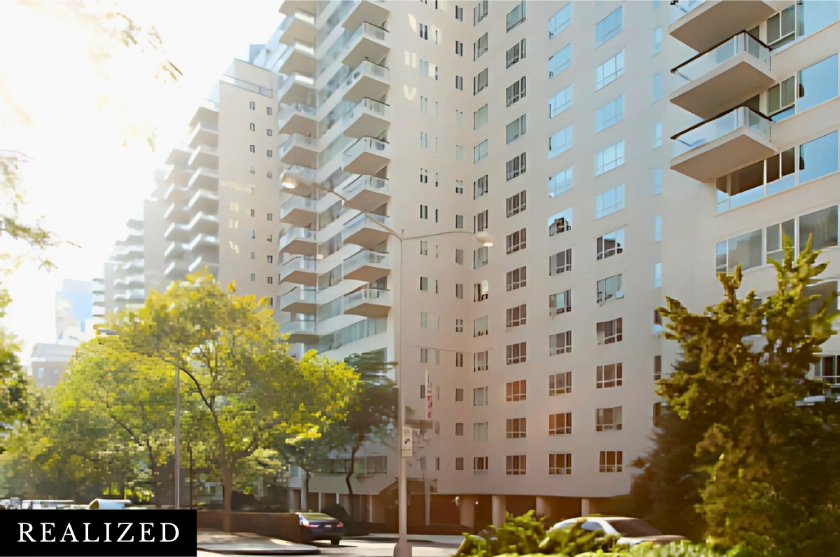Read more about the article The Manhattan House