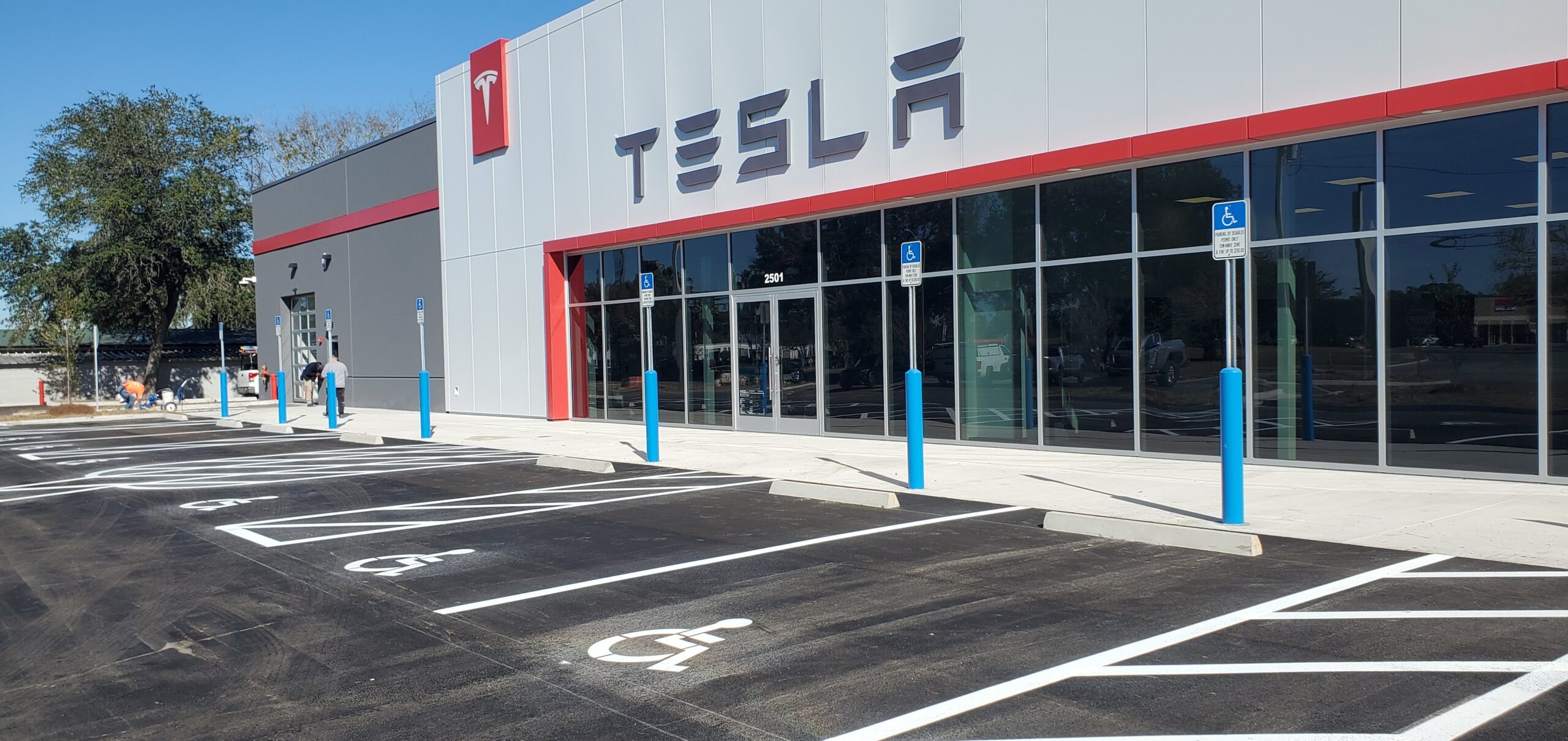 Read more about the article Tesla Sales & Service Center – Gainesville
